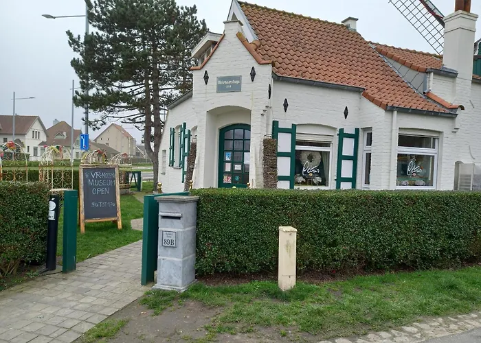 Sea Soon Holiday home De Haan